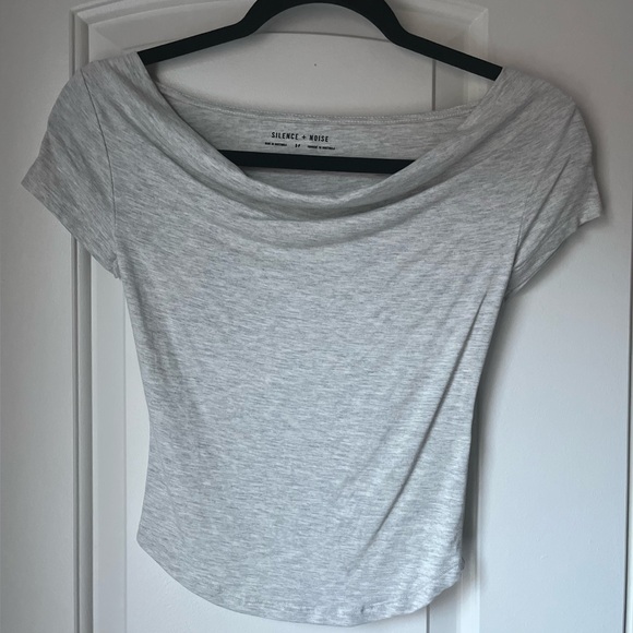 NWOT Silence + Noise Lara Cowl Neck Top - Picture 1 of 4
